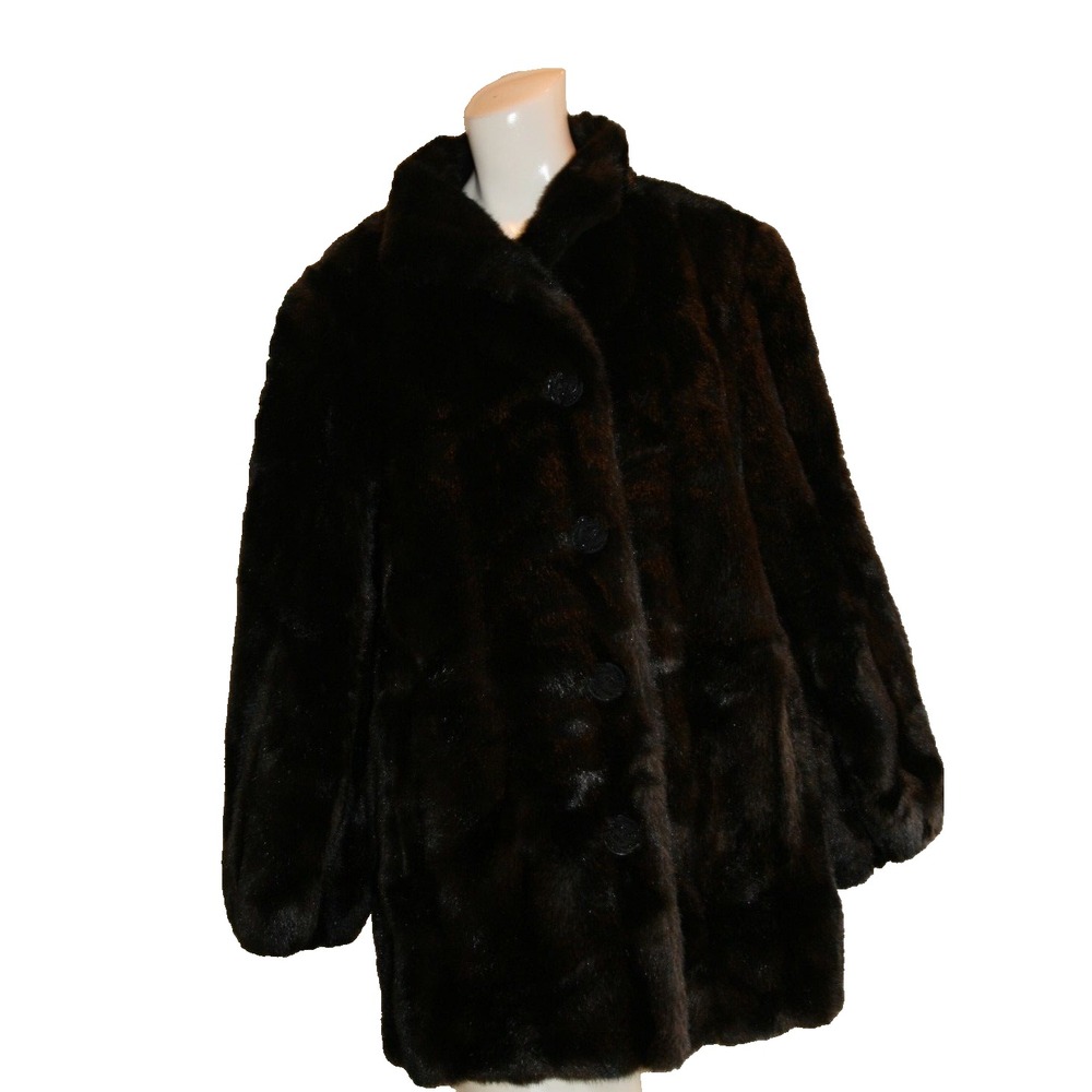 Faux Fur Coat Style VI LTD Vintage Beautiful with Gorgeous Buttons!